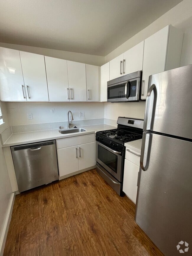 Building Photo - 1720-1722 10th St Unit 1720 10th St Rental