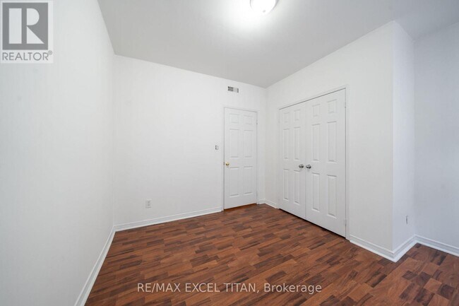 Photo - 414 Jarvis St Unit 302