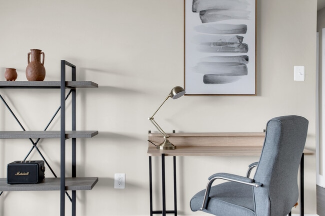 Photo - 1515 Richmond Hwy Unit ID8637A