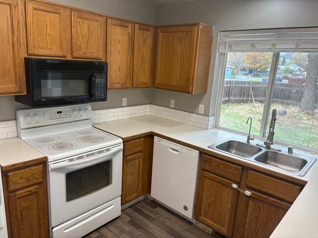 Photo - 1228 W Cleveland Ave