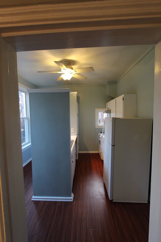 Cocina - 1802 Penn St