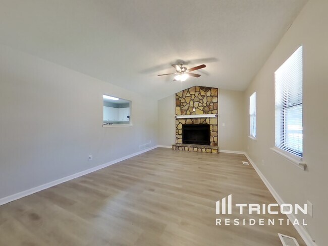 Photo - 17 Paces Meadows Dr