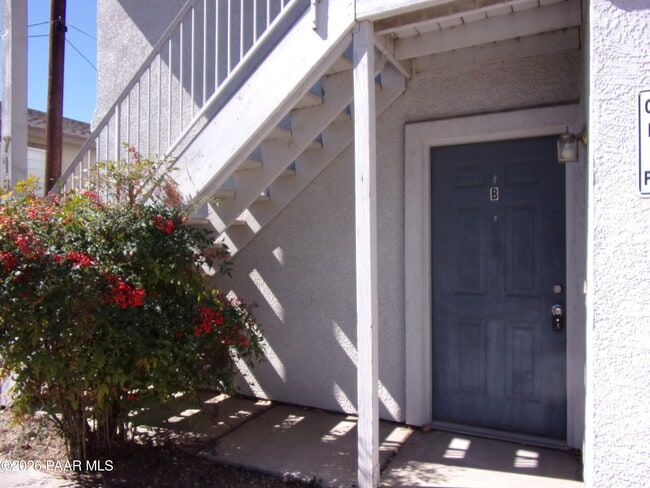 Photo - 716 1st St Unidad B