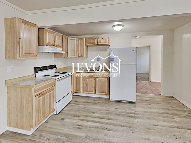 Building Photo - 403 N 5th Ave Unit 4