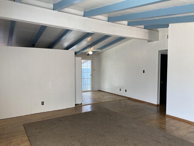 Photo - 111 W 23rd St