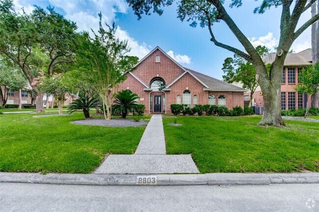 Building Photo - 8803 Memorial Creek Dr Rental