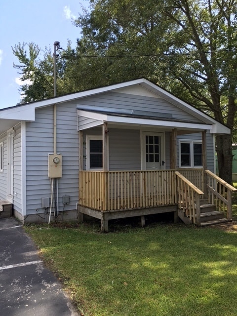 Building Photo - 2 bedroom House in Bridgeton - Lawn Care I...