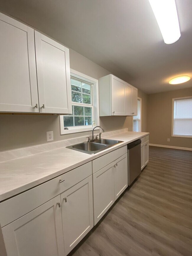 Photo - 117 Interstate Farms Rd