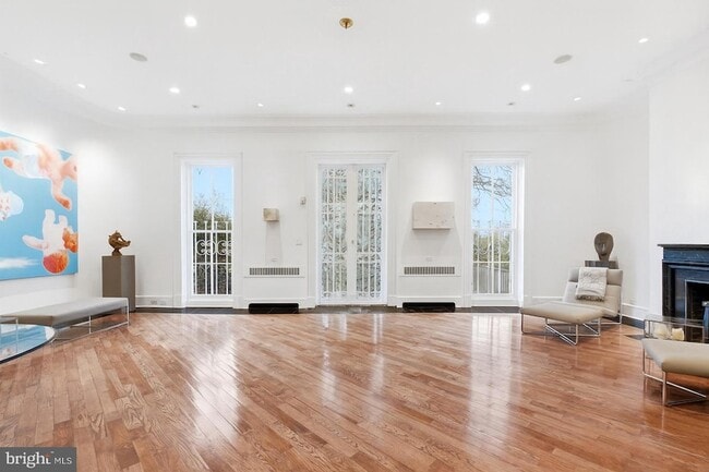 Photo - 3308 R St NW