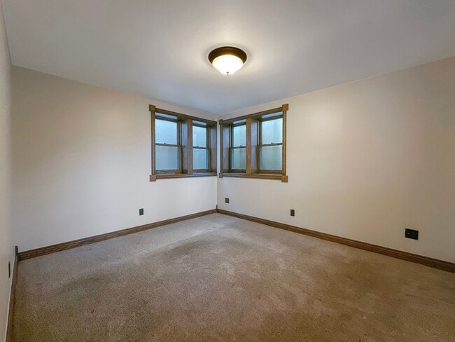 Photo - 301 S French St Unit Apartment