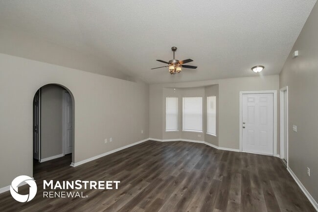 Photo - 590 Truman St SW