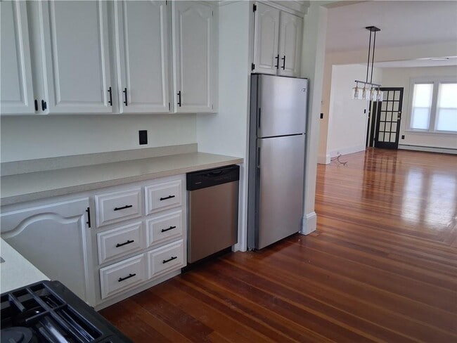 Building Photo - 53 Calder St Unit 2