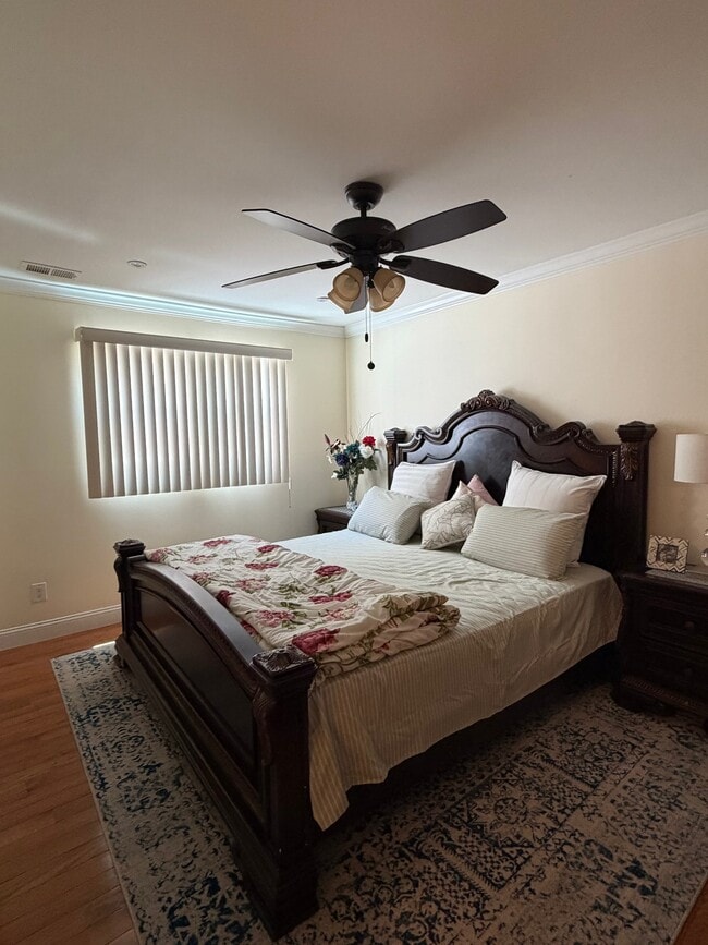 Photo - 356 Elvin St Unit 1