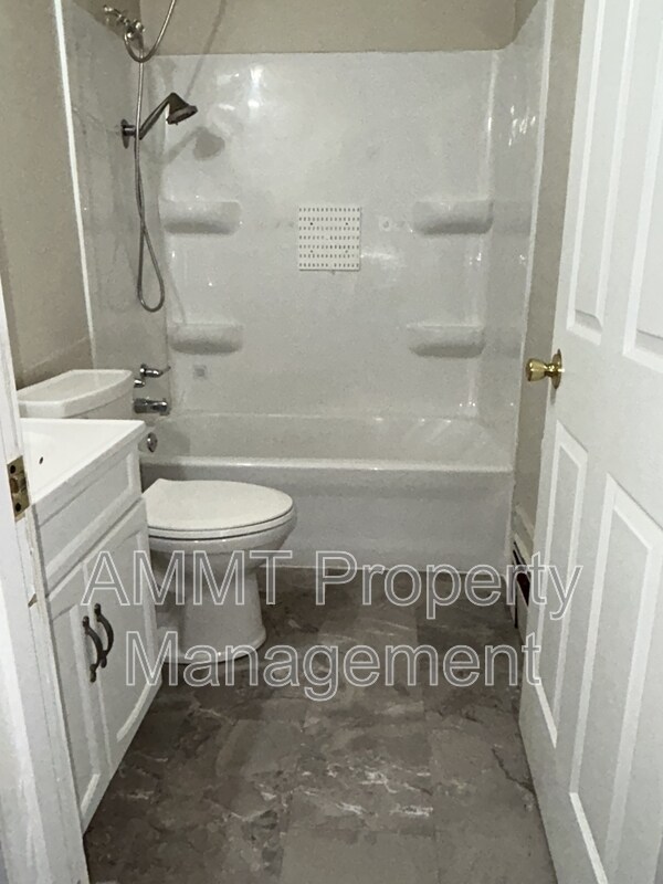 Photo - 2833 3rd Ave SE
