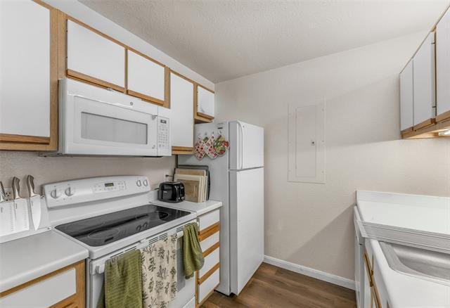 Photo - 527 Southwest Pkwy Unidad 303