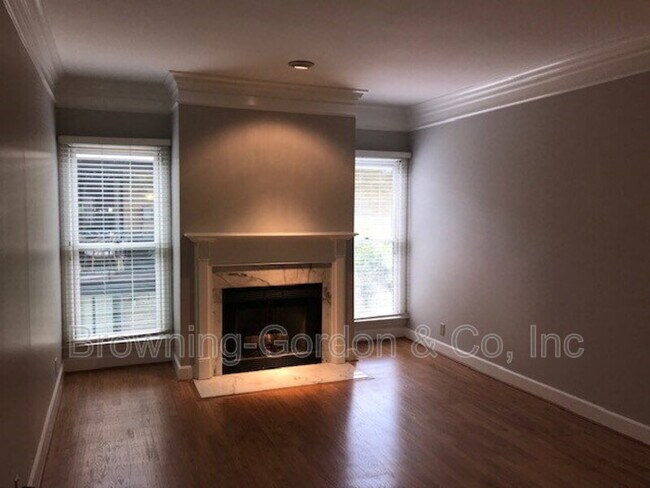 302 Sloan Rd