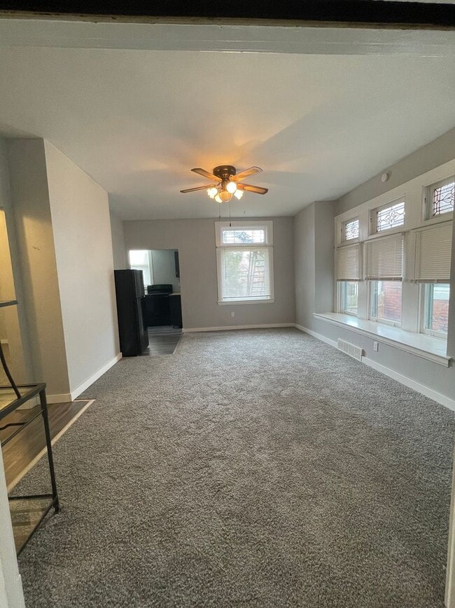 Photo - 130 S Bryant Ave Unidad Apt 1