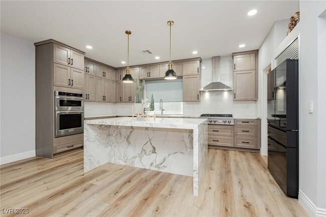 Building Photo - 8095 Carpenter Creek Ave