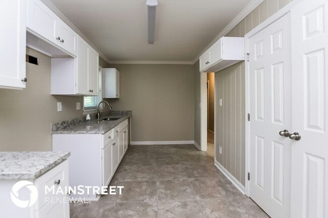 Photo - 2309 Omaha Rd SW