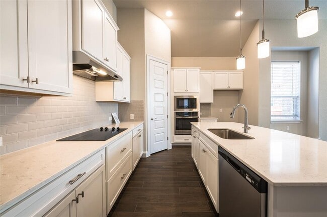 Photo - 113 Old Trinity Way