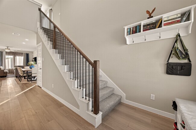 Photo - 5516 Madden Ln