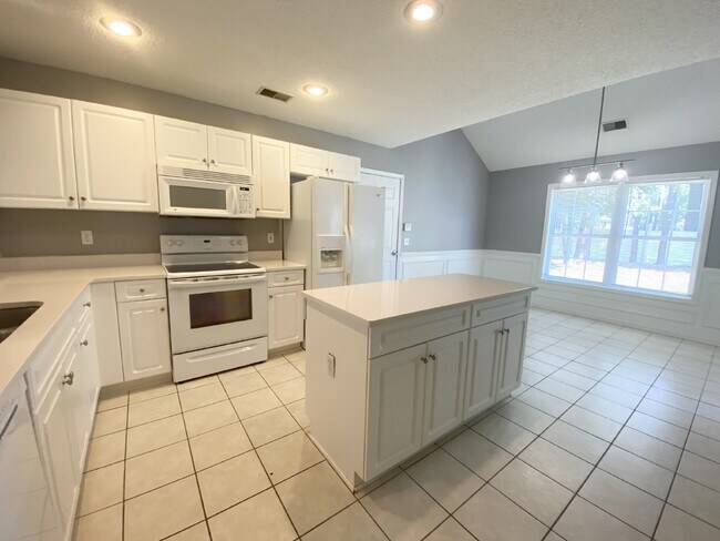 Photo - Spacious, Four Bedroom Home in The Farm!