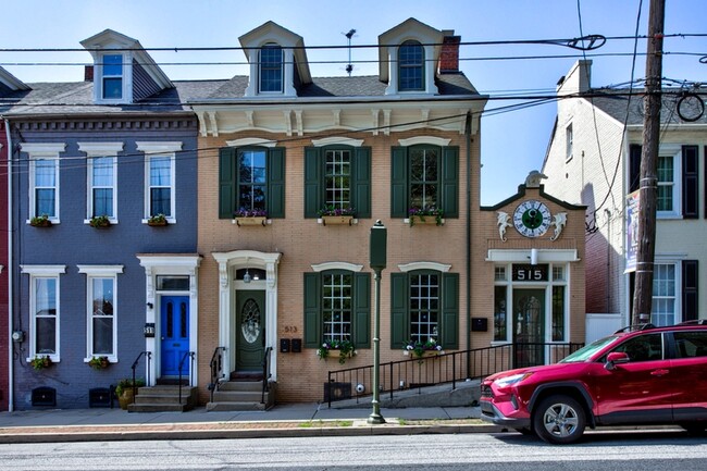 Building Photo - 515 Locust St