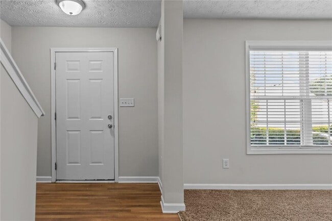 Photo - 1483 Little Creek Dr