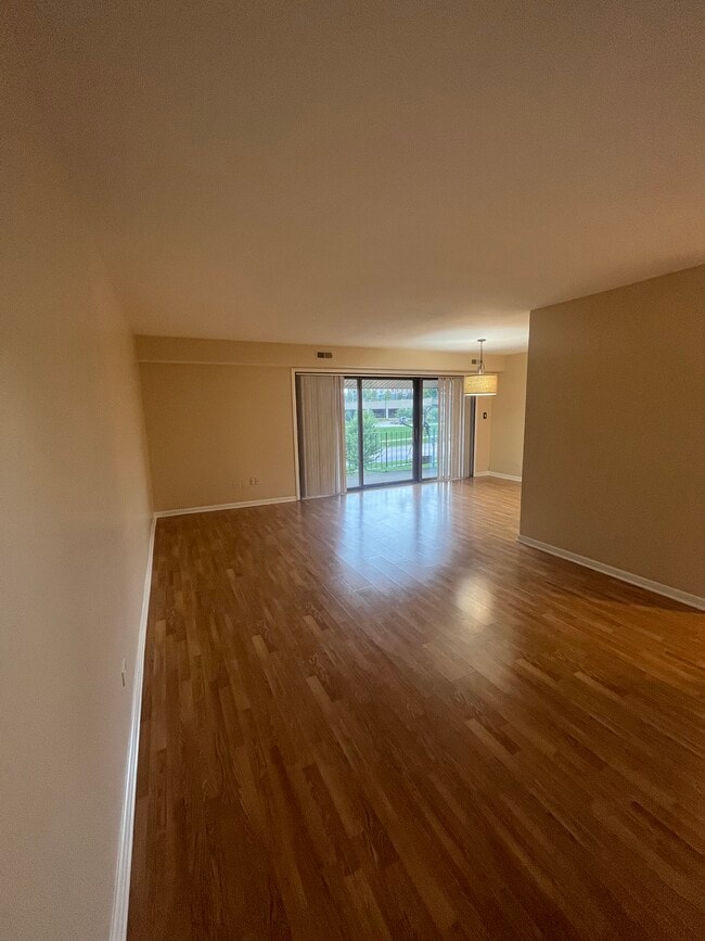 Living Room - 15349 West Ave Unit 3NW