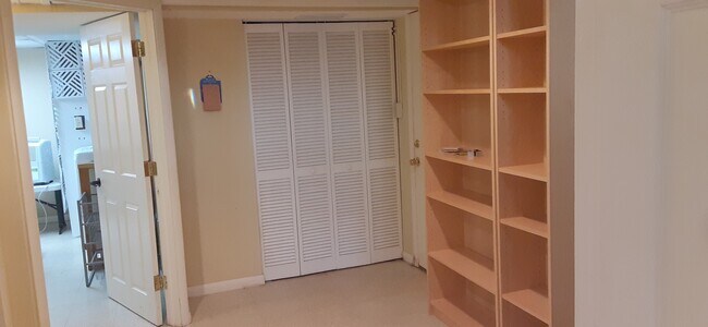 Photo - 169 Snowden Ln