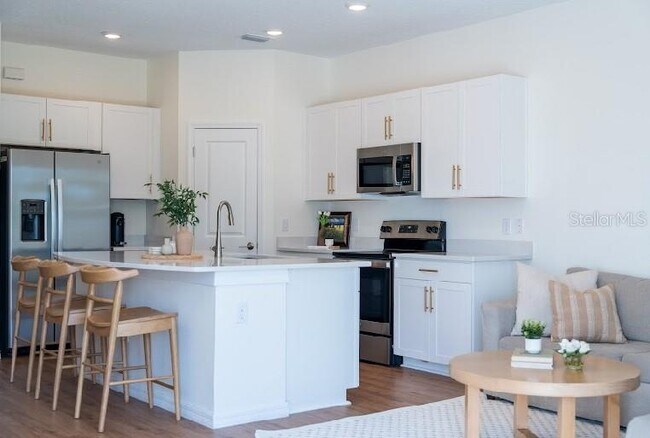 Photo - 11617 Glenside Ter