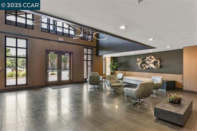 Photo - 1000 Dewing Ave Unit 301