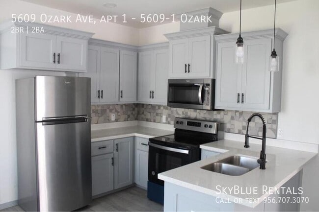 Photo - 5609 Ozark Ave Unidad 5609-1 Ozark