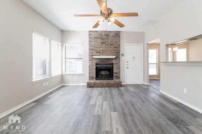 Photo - 4117 Endicott Dr