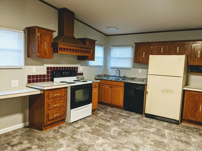 Photo - 3 Bedroom Mobile Home in Pelzer SC