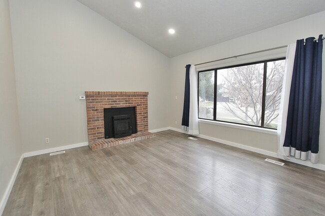 Photo - 11887 W Alfred St