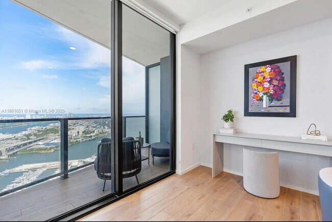 Photo - 398 NE 5th St Condo Unit 4109