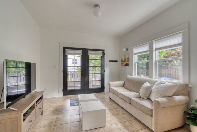 915 SE 29th Ave Unit SI ID1611818P