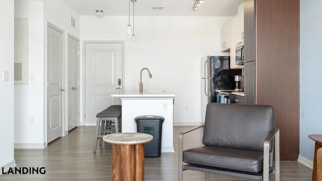 Photo - 9301 Summit Centre Way Unit 4303