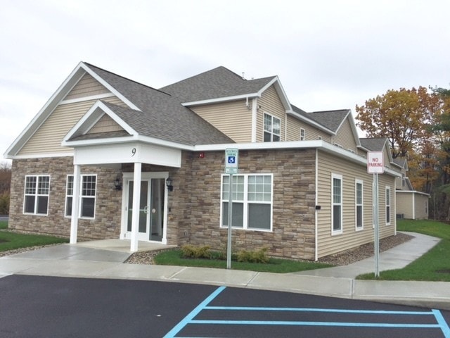 Photo - Iroquois Village