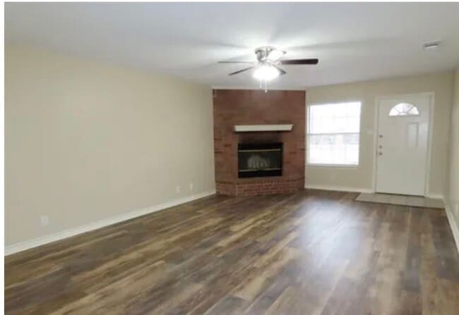 Photo - 3319 Lexington Dr Townhome