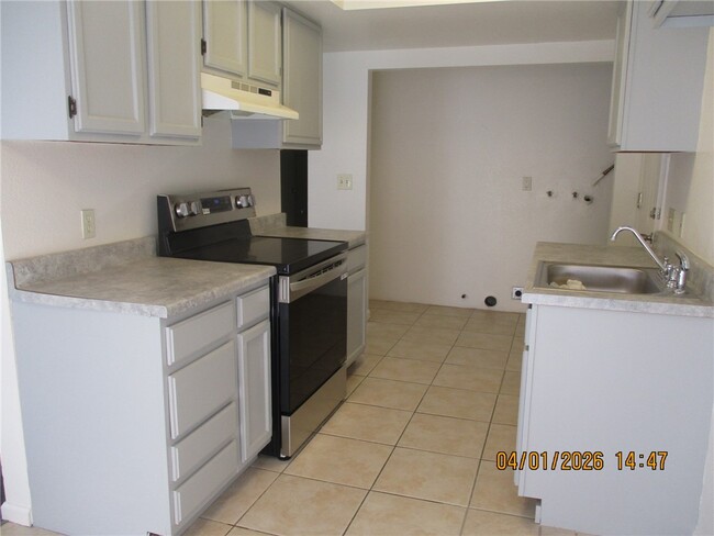 1235 Navajo Dr