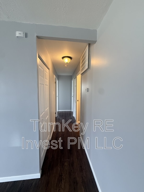 Photo - 403 Montrose Dr