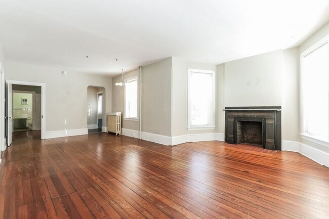 Photo - 1003 W Main St Unit 1