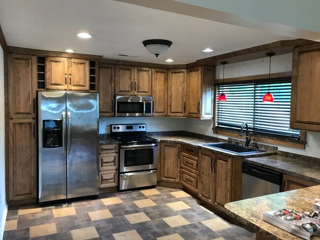 Photo - Country living close to town -814 CR 450