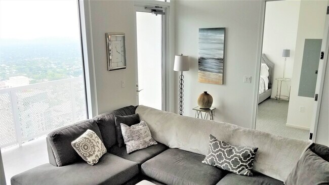 Photo - 301 West Ave. Unidad Suite 4900