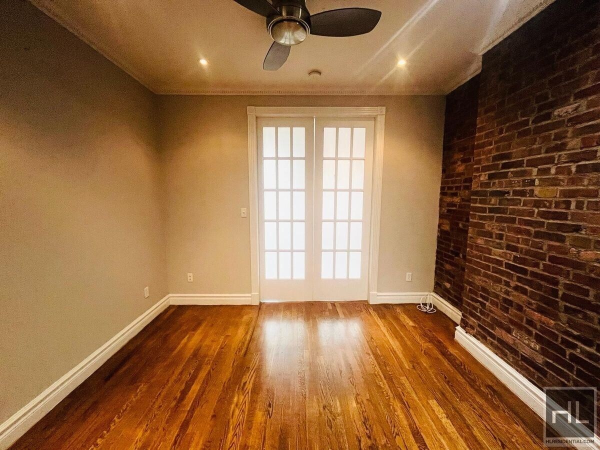 Photo - Mott Street Unit 17