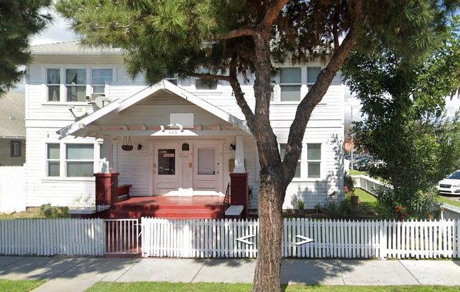 643 E 7th St Unidad 2
