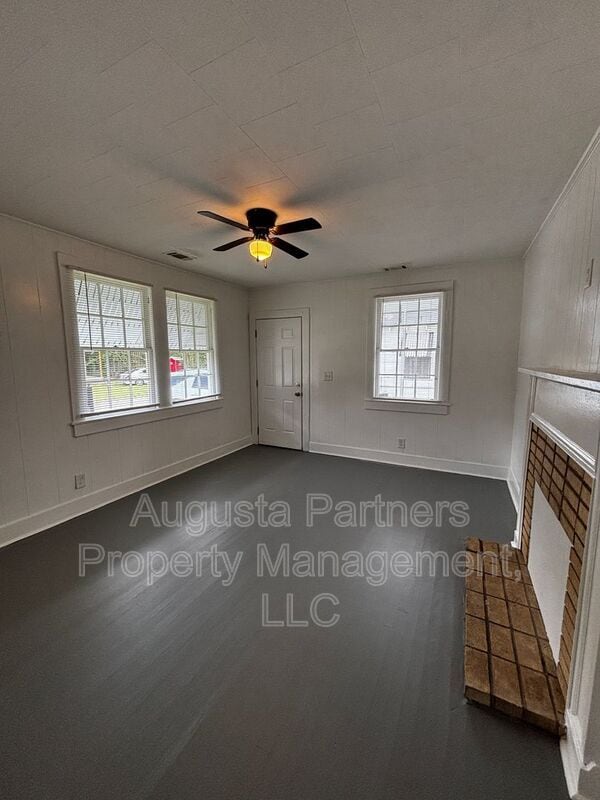Photo - 114 Calvary Dr
