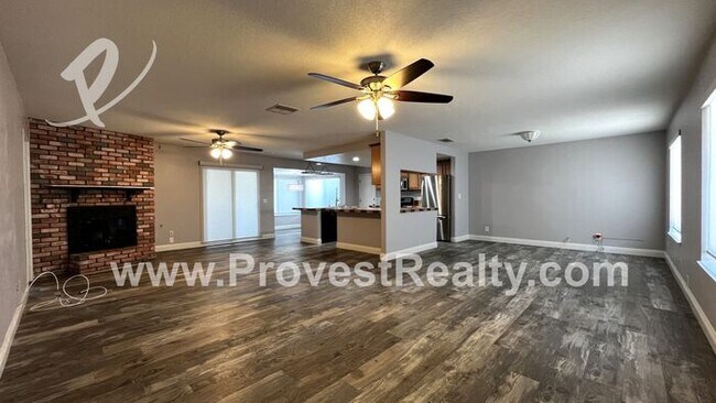 Photo - 3 Bed, 2 Bath Spring Valley Lake Home!!!